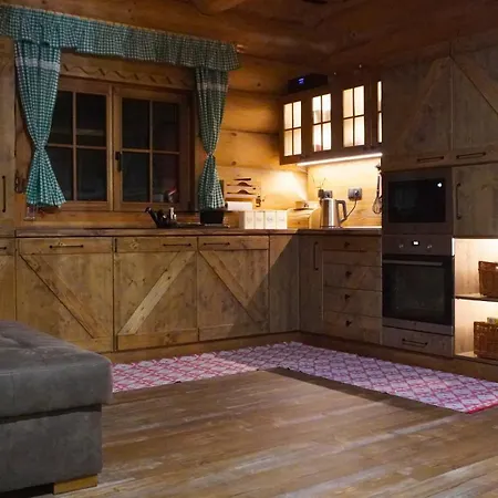 Zrub Sova Feriehus